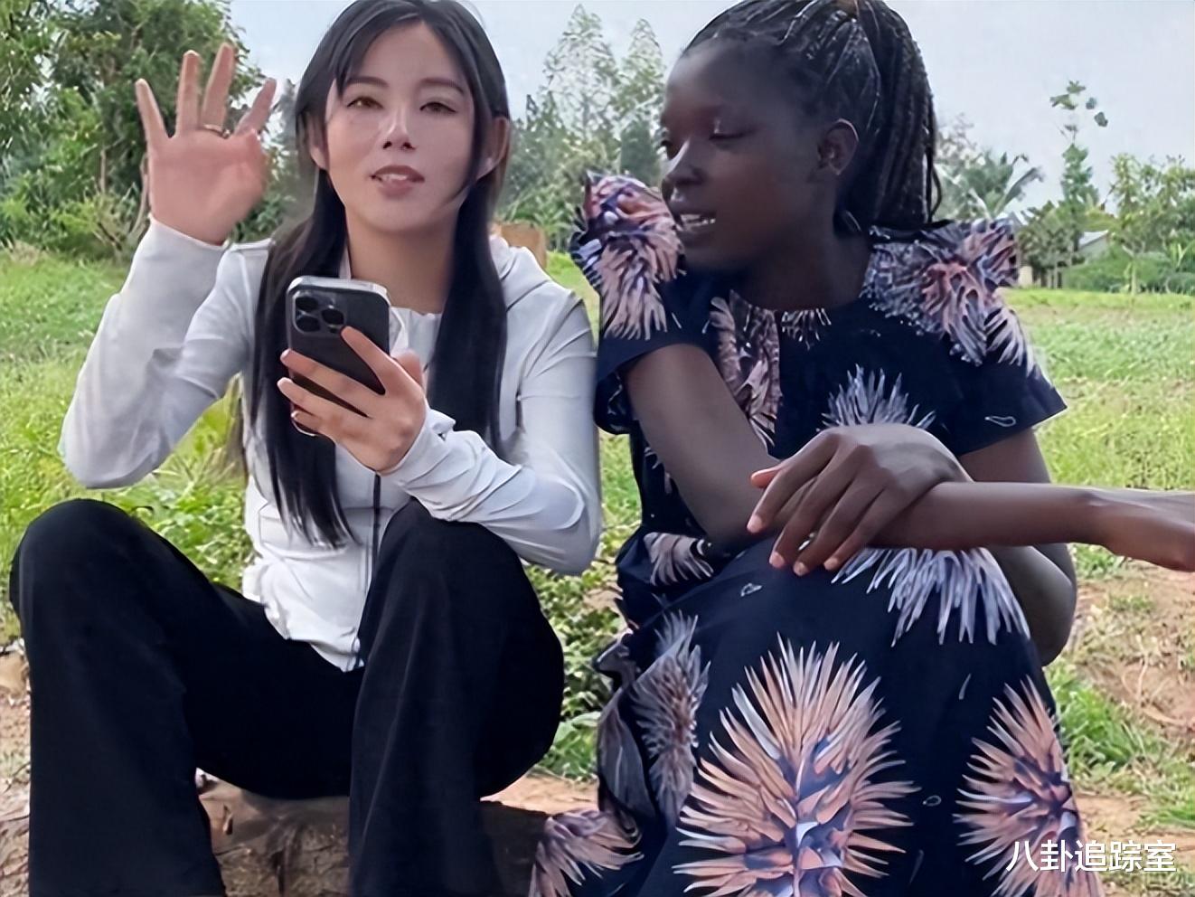 Rose归国至今未洗头，好友曝其盖新房懒更新，哥哥曾送鸡怕妹挨饿