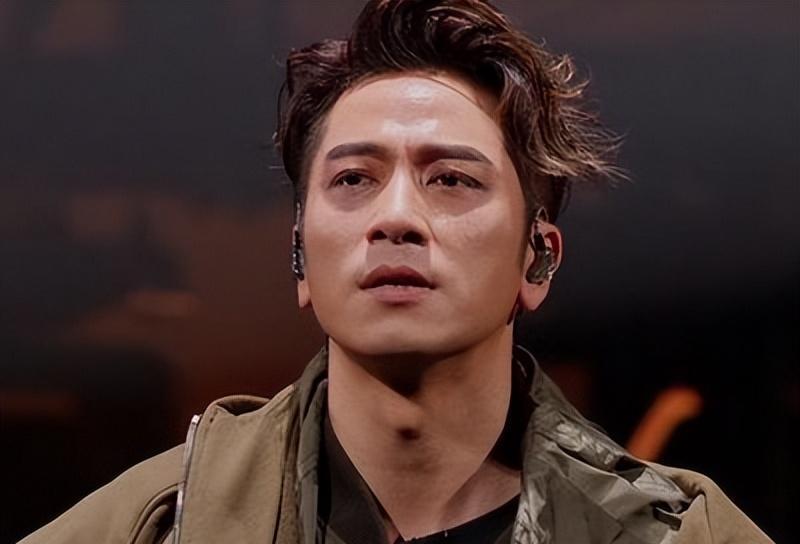 吴卓羲|TVB渣男吴卓羲,一人玩转16个女人气到张馨予发别照片逼官宣