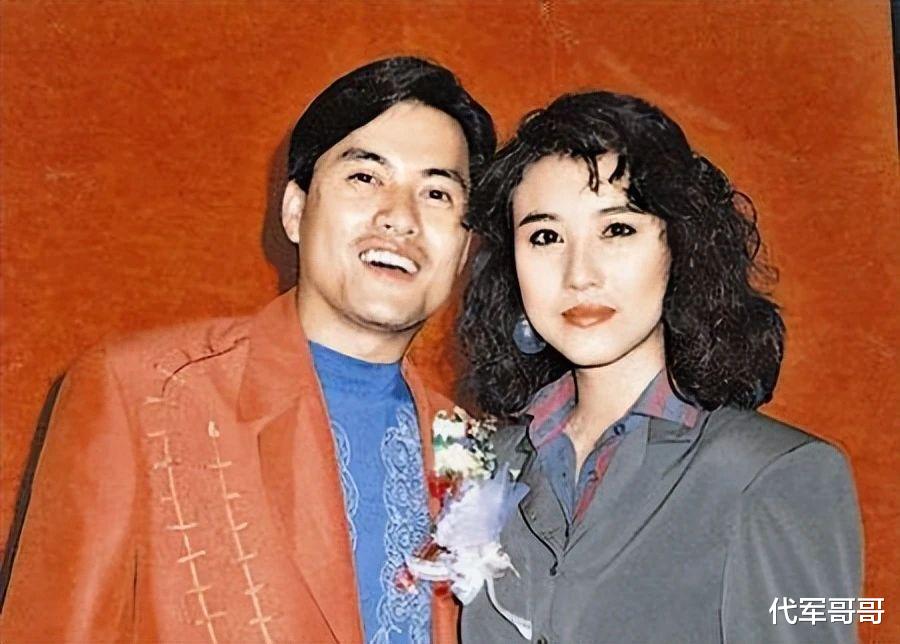 57岁周海媚被传去世！曾经历9段恋情1段婚姻，如今还是孤身一人