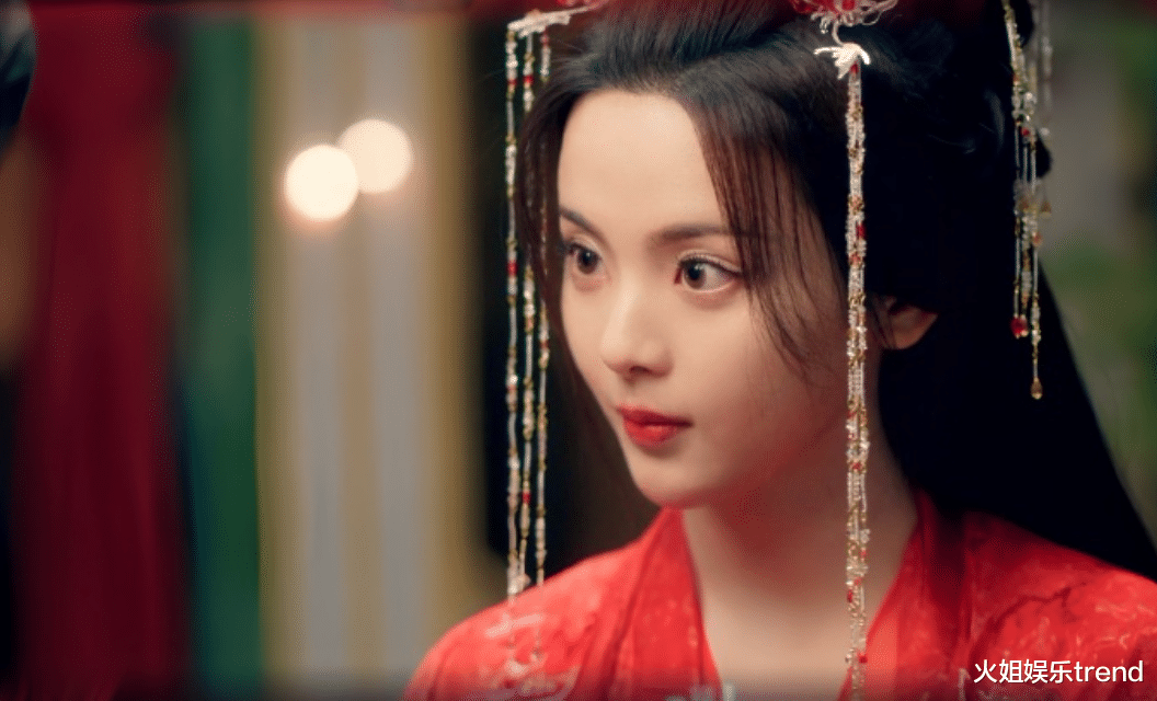 95花重新洗牌,赵露思虞书欣打头阵,杨超越吴宣仪紧随其后