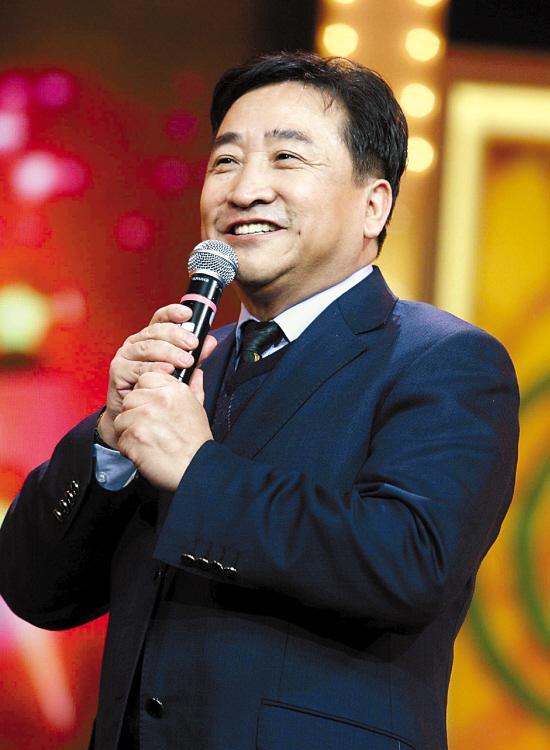 姜昆|姜昆在春晚舞台上称马三立为同志引发争议，难道称“老祖”就合适