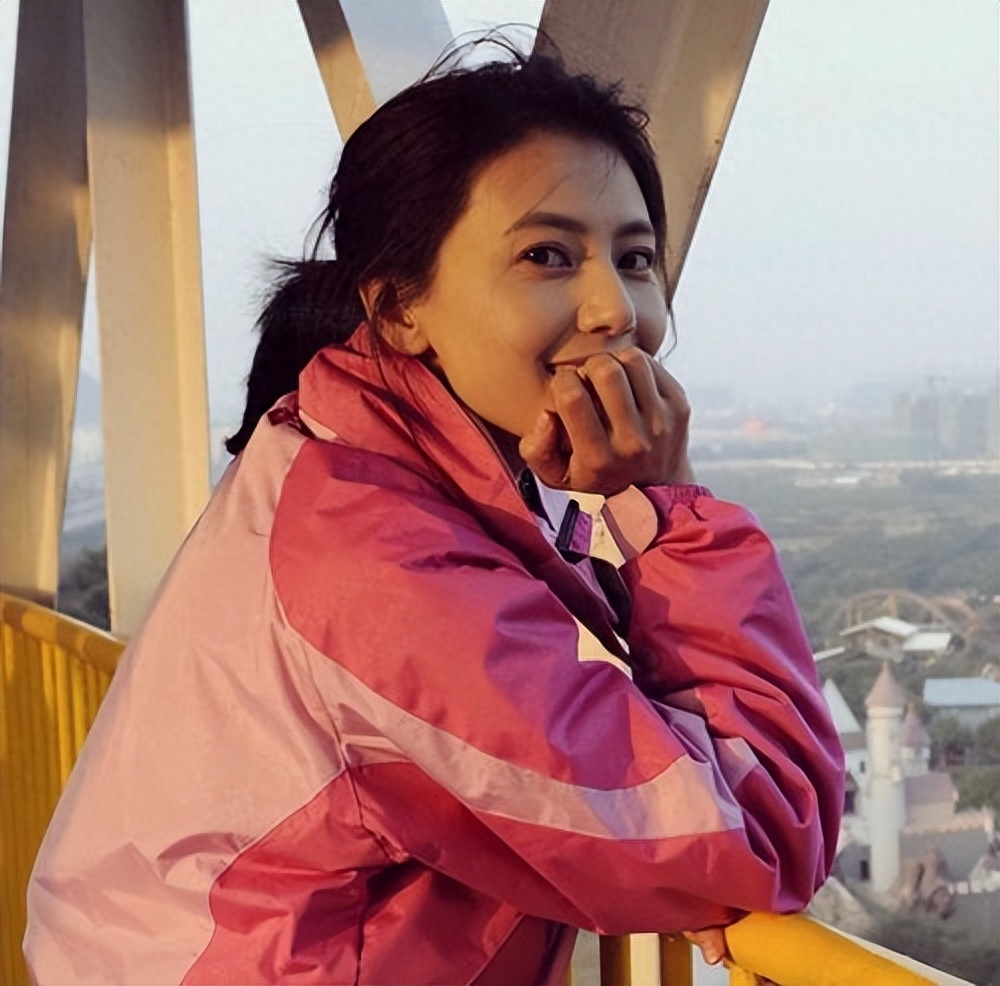 “不老女神”都是假的！离开化妆和精修，真实状态一言难尽