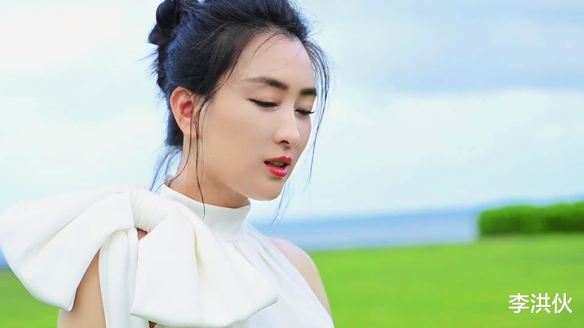 马苏|于和伟喜提一级演员被恭喜,马苏从三级演员升级到二级遭到质疑