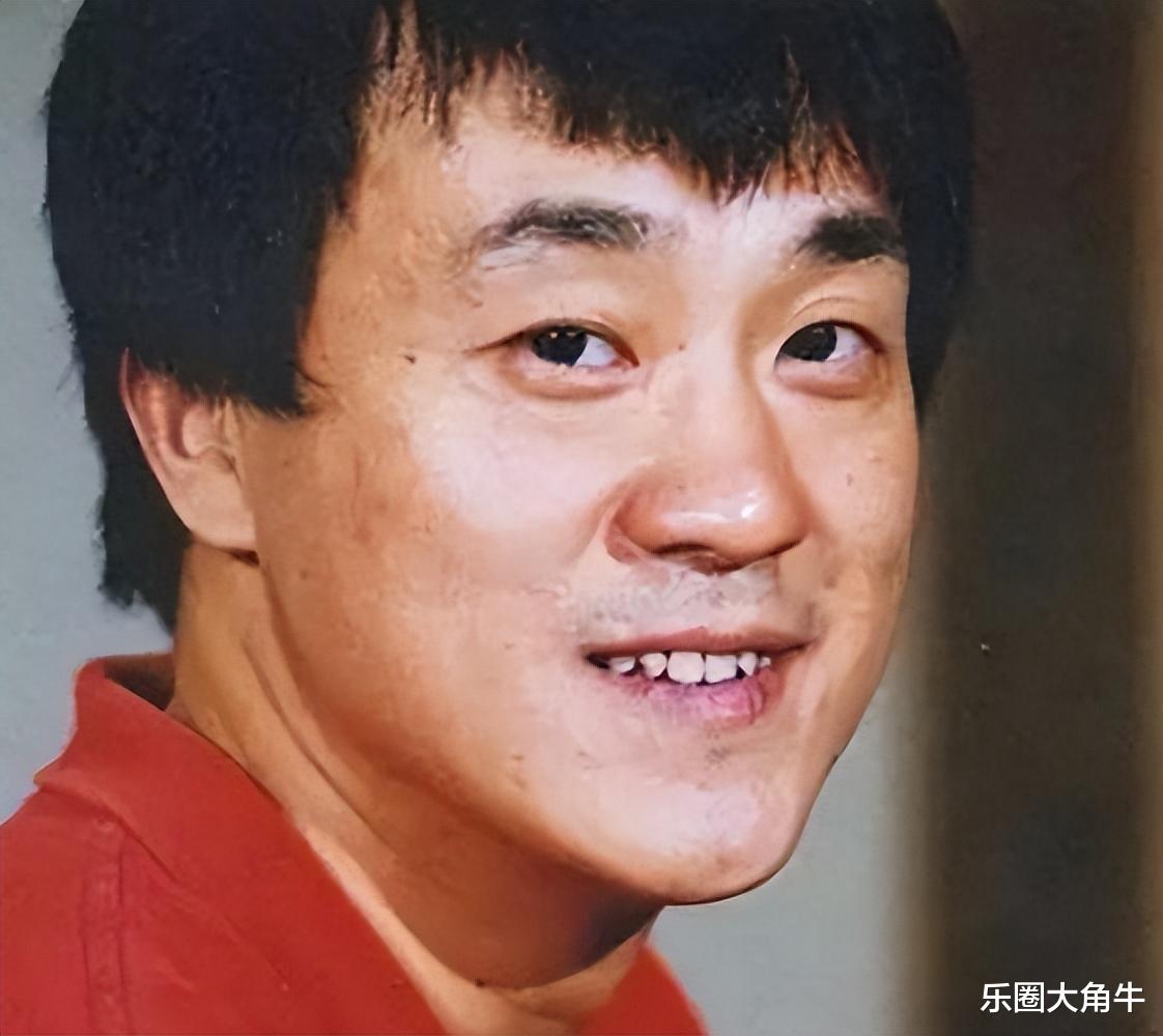 55岁何冰:娶同桌做老婆,25年过去,才明白他捡到的是一块宝