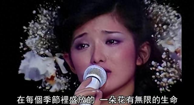 被山口百惠的老年状态惊艳到:64岁发腮发福,穿衣极简却气质高级