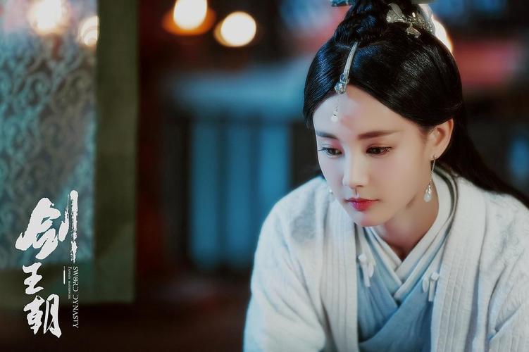 姚笛|《剑王朝》阵容蛮强大的，按理说收视不会扑街？