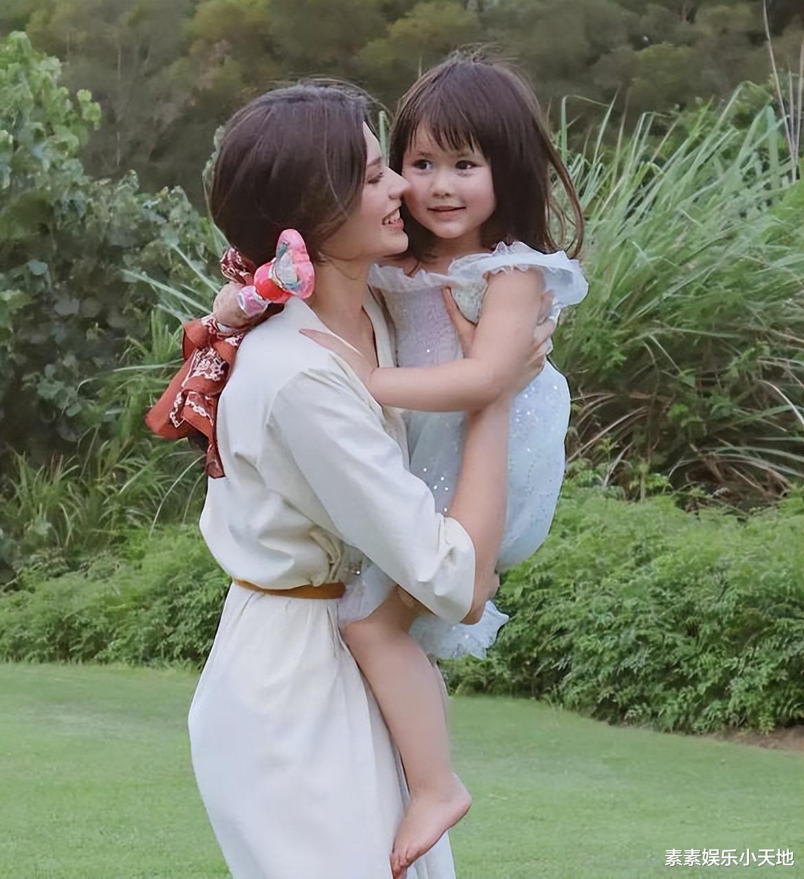 仲尼离世30天，卡琳娜带女儿走出阴影，被提出要“守孝三年”