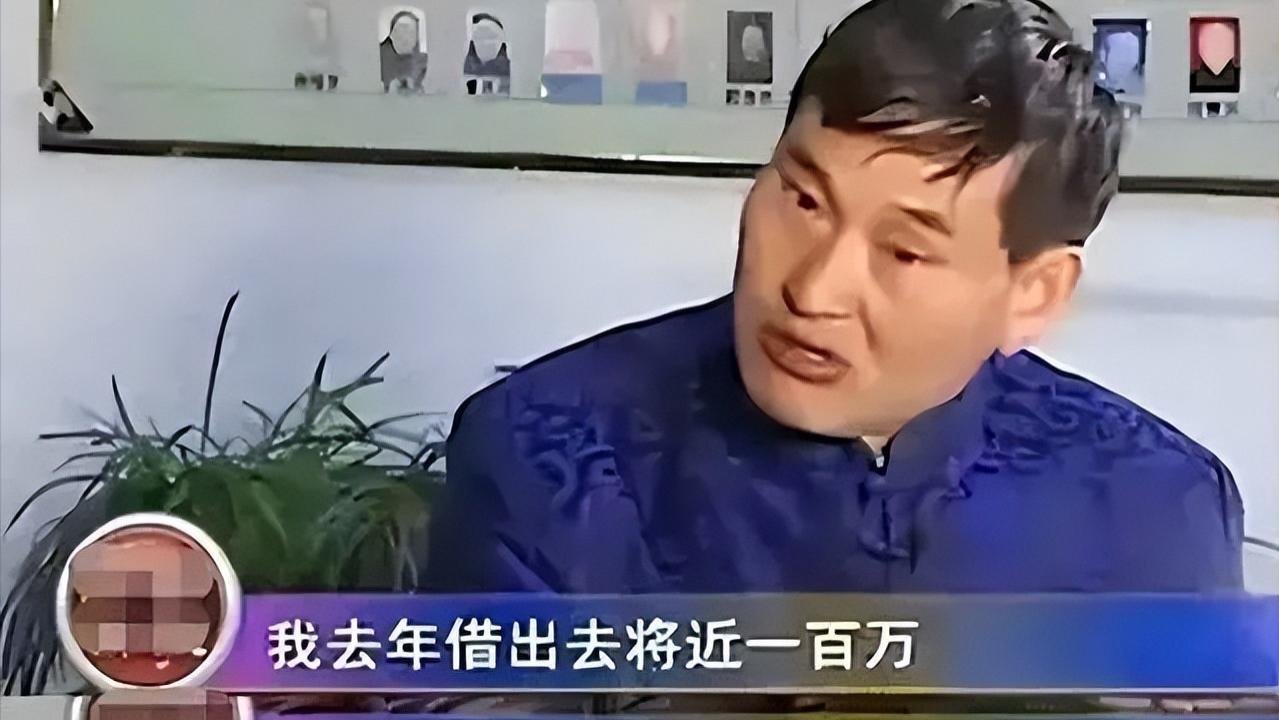 儿子离婚，签百万借条，身价不菲的大衣哥，终为没文化付出了代价