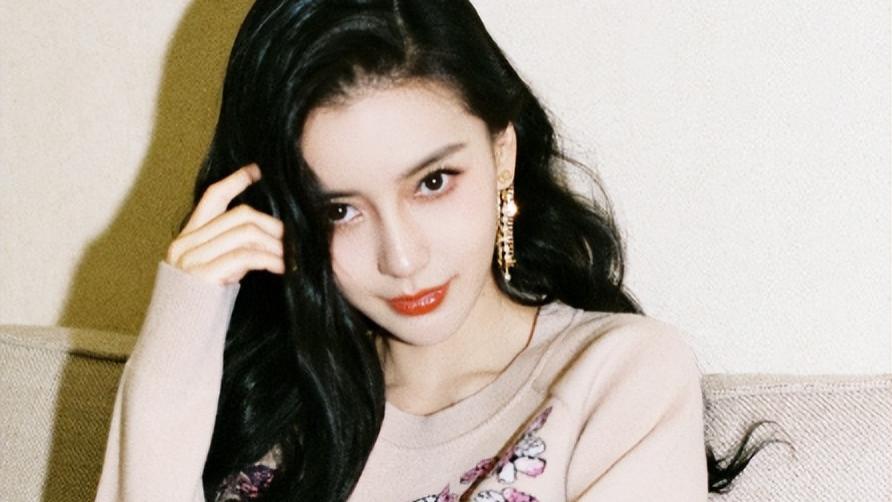 Angelababy|Angelababy被骂上热搜，原因不剪脚趾甲，发黄藏灰？本尊发文求饶