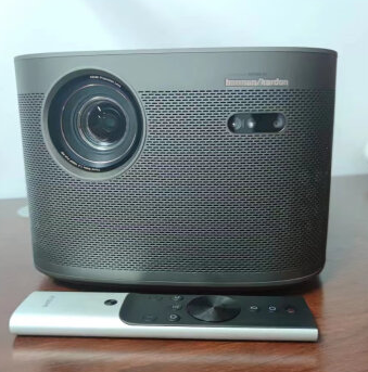 投影仪|2023客厅投影仪如何选？当贝X3、极米H5、坚果N1 Pro三款对决