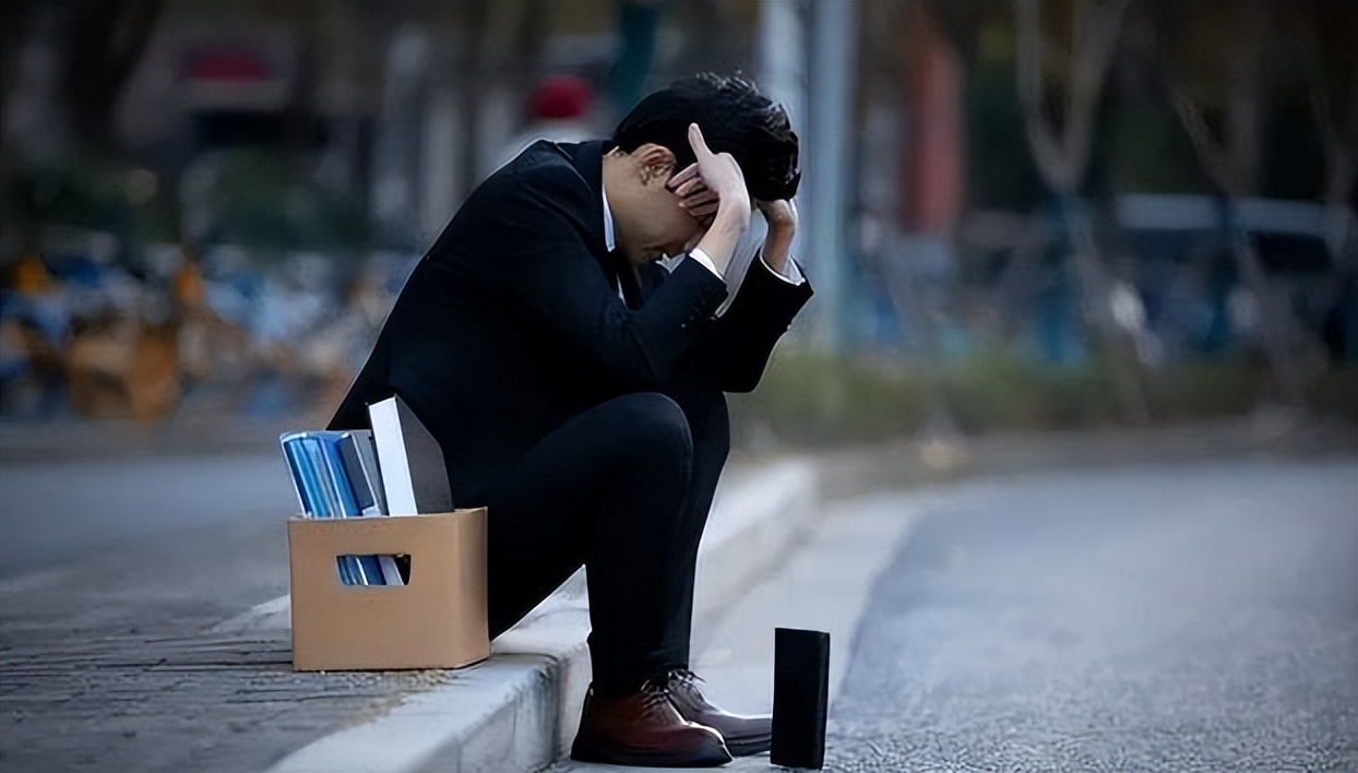 阿里巴巴|阿里辟谣: 未大批裁员, 仅自我革新升级! 拟新招1.5万, 含校招3000人