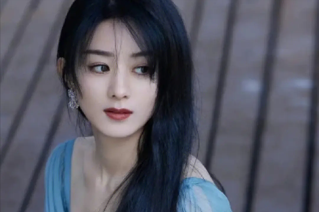 人前拼命三娘,人后拼命爬床,“朝阳v姐”赵丽颖不堪回首的过往