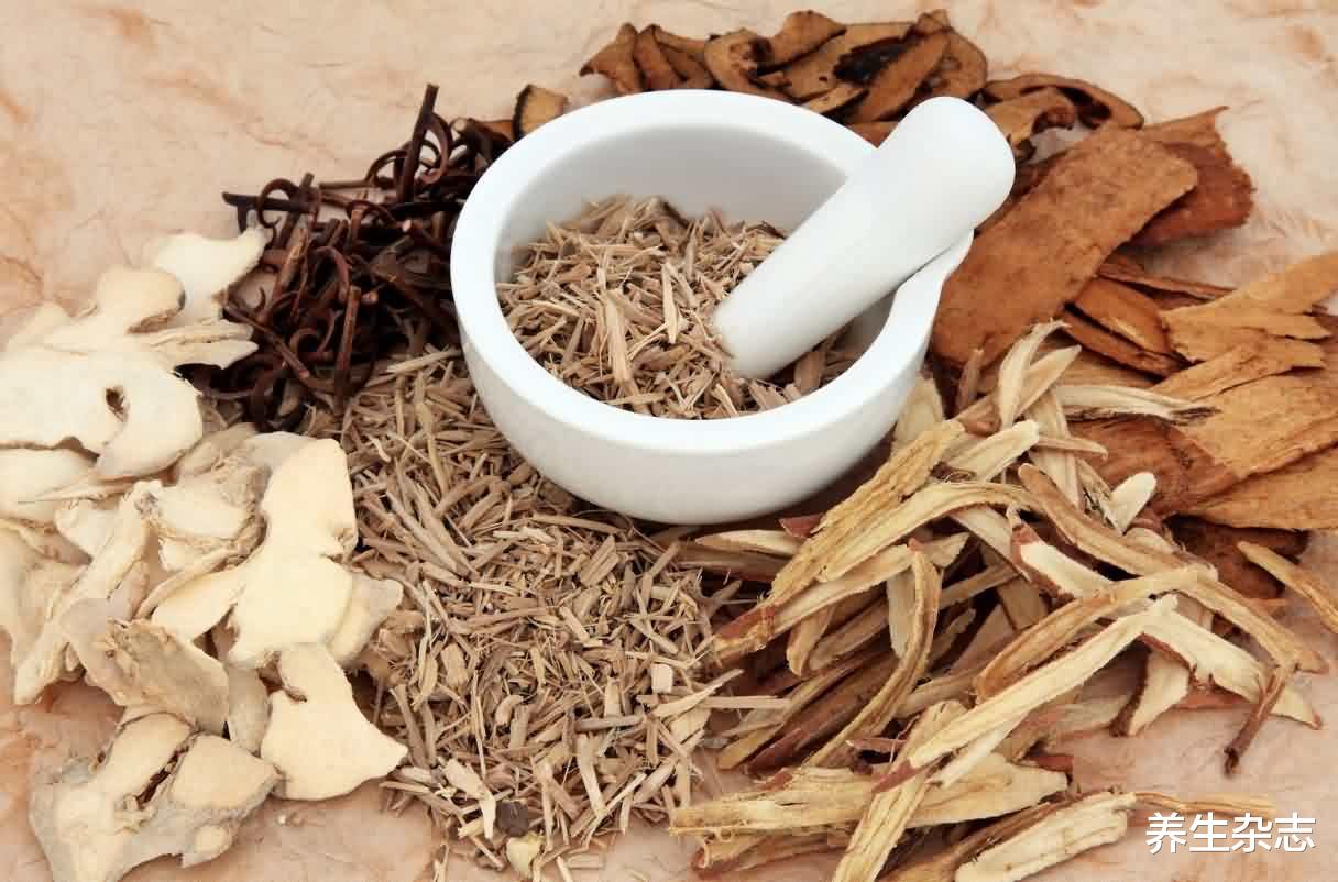 【中医妙招】教你养肾化胃火，驱散牙龈肿痛，远离上火牙痛的困扰！