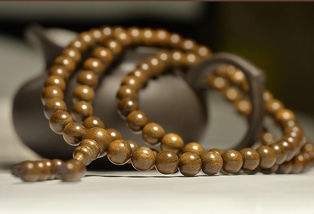 文玩|初阶中阶高阶手串推荐，不同阶段应该买什么手串比较好？