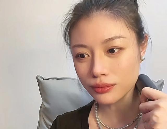 41岁拼二胎的章子怡,她嫁汪峰的原因,早就被周一围一语道破了