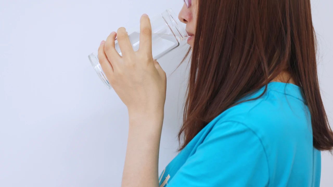 经常熬夜皮肤状态差？教你5个护肤秘籍，让皮肤慢慢变好