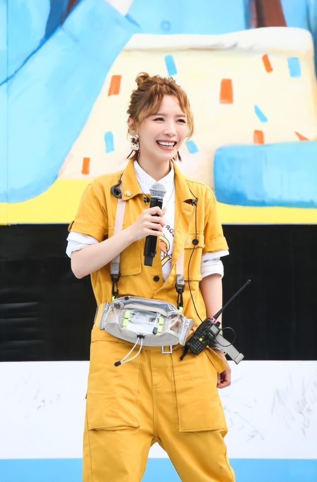 张柏芝|34岁过气“超女”现状曝光：没钱，租房种菜，活成娱乐圈李子柒