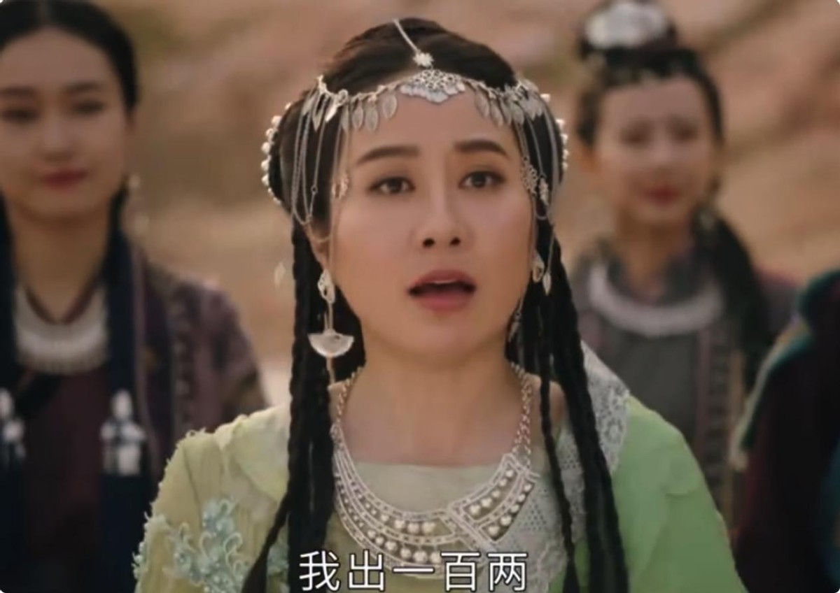 叶璇|央视古装剧开播，忍得了叶璇穿光腿神器，实在忍不了任重韩式刘海