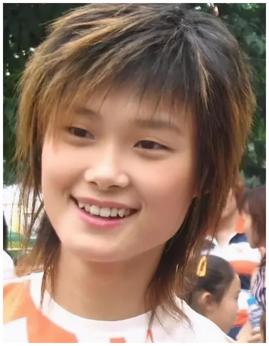 北京这一夜,被39岁李宇春惊艳,对比发现:原来方脸才是最减龄的 - 娱乐