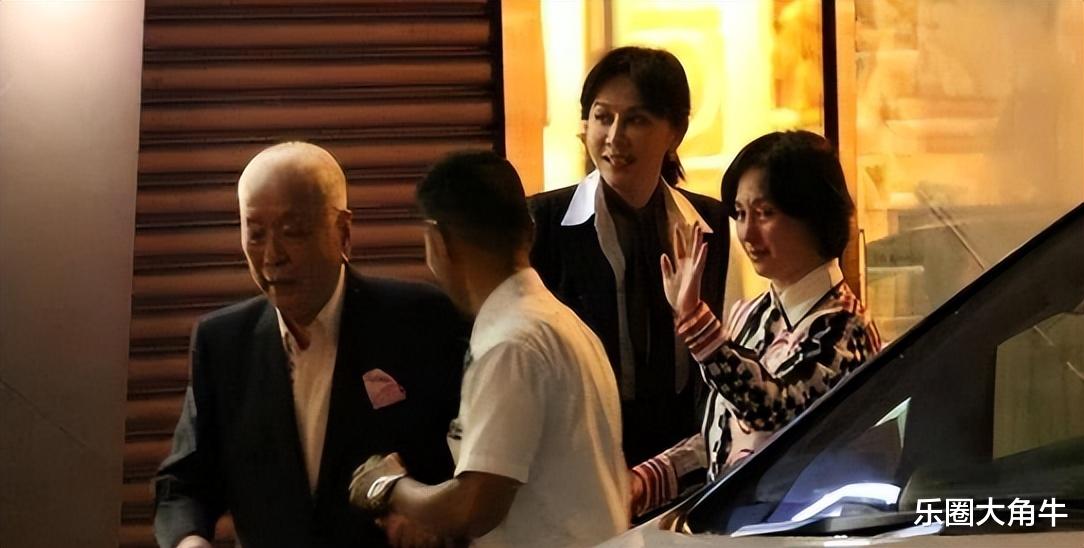 离婚23年后，再看何超琼，许晋亨的各自境遇，夫妻差距一目了然