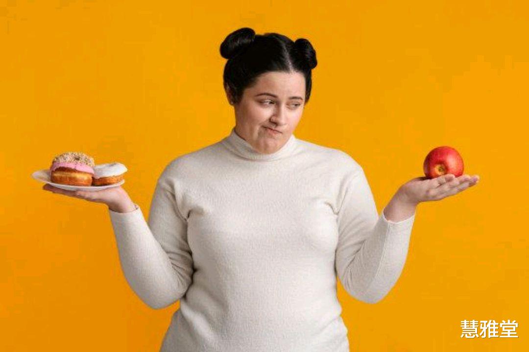 努力减肥却瘦不下来的6个原因，个个都在“拖后腿”，不妨多了解