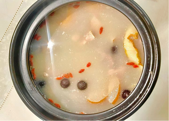 失眠最怕喝“这碗汤”，冬天要经常喝它，养心安神，增强抵抗力