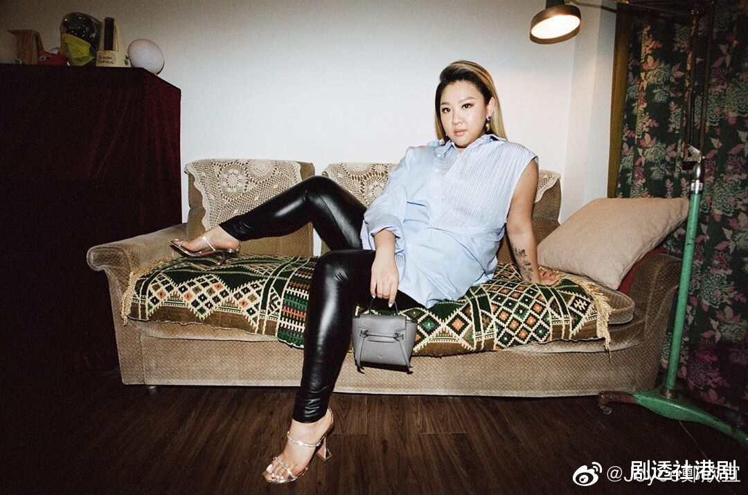 正式复出!香港著名星二代现身好友新歌MV,因抑郁症神隐大半年