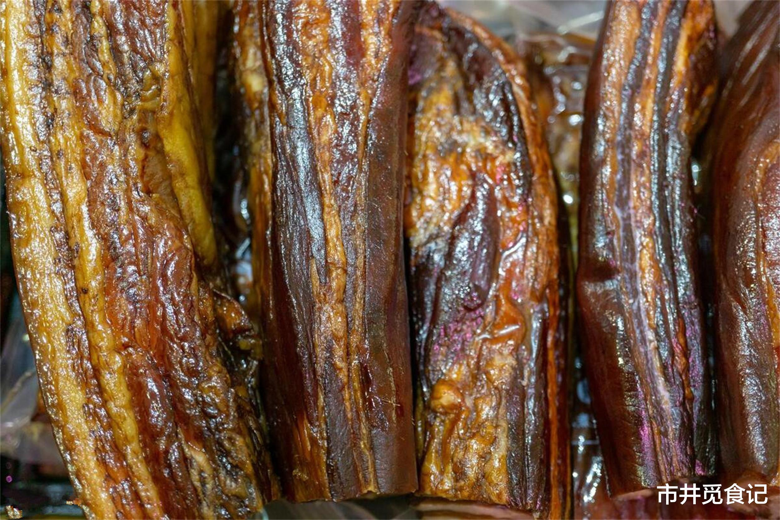 |过年买腊肉,选“五花”还是“后腿”?牢记4不买,别花冤枉钱了