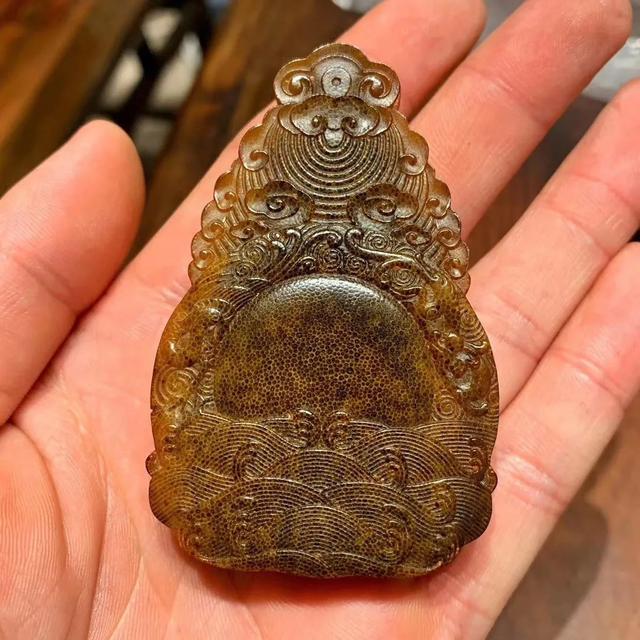 |古玩老犀角雕市面上到底多少真货?难以置信