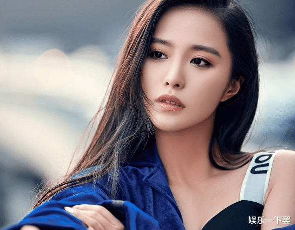 歌手李向哲官宣恋情,前妻怒发文:出轨、吸毒、聊骚、不参与育儿