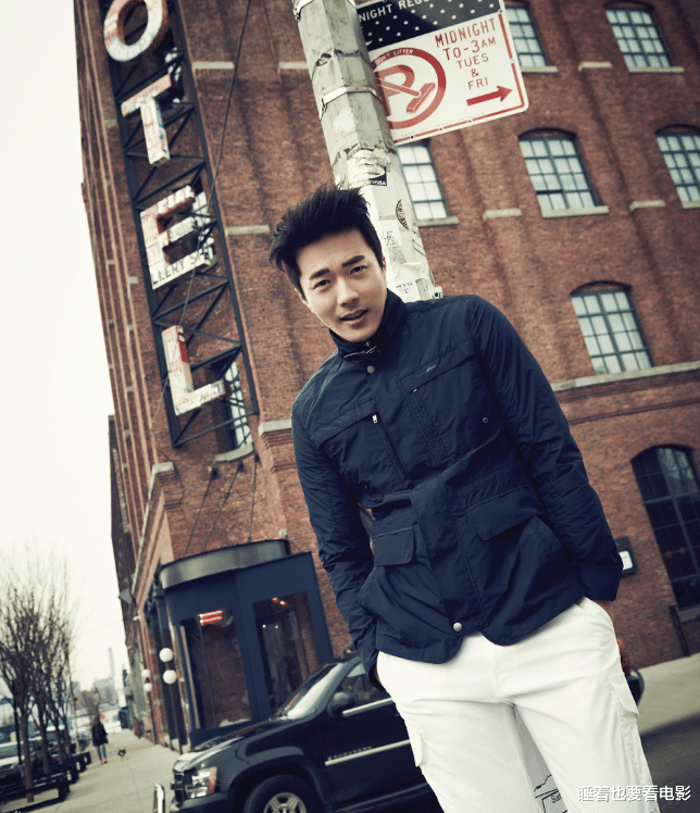 曾以《天国的阶梯》走红,如今近照认不出逃不过中年男人发福魔咒