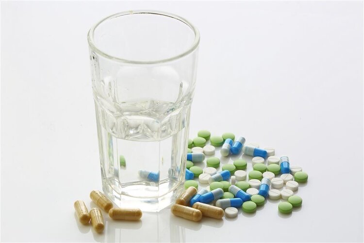 忠告:这6种药一旦吃上,不能随便停!突然停服风险大