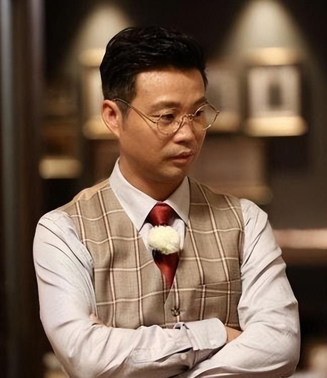 德不配位！应被开除军籍的几位明星，敛财、穿和服一个比一个过分