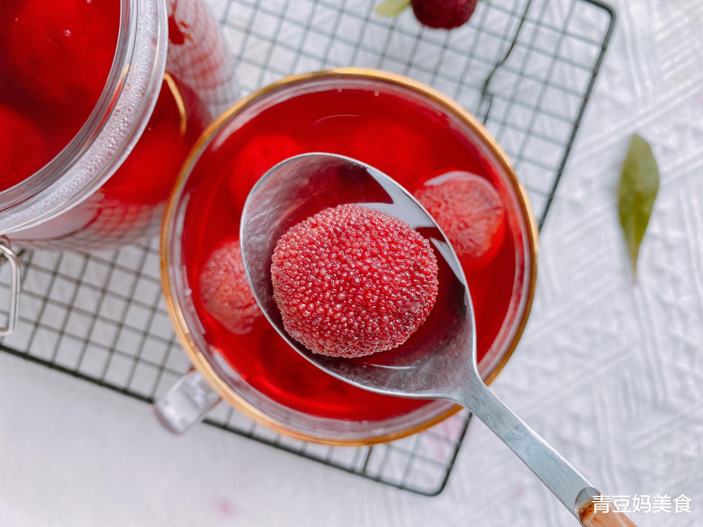 冰糖|夏天别错过杨梅罐头，2分钟学会，冰爽清甜，开胃补水，保质期久