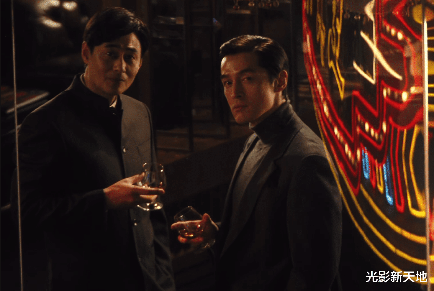 《繁花》火出圈,熬了20年将宝总让给胡歌,梁朝伟肠子悔青了