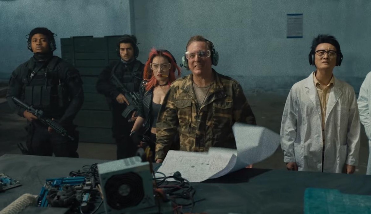 于荣光|才播一天,就成为榜单“王者”,终于有让我熬夜狂刷的国产片了