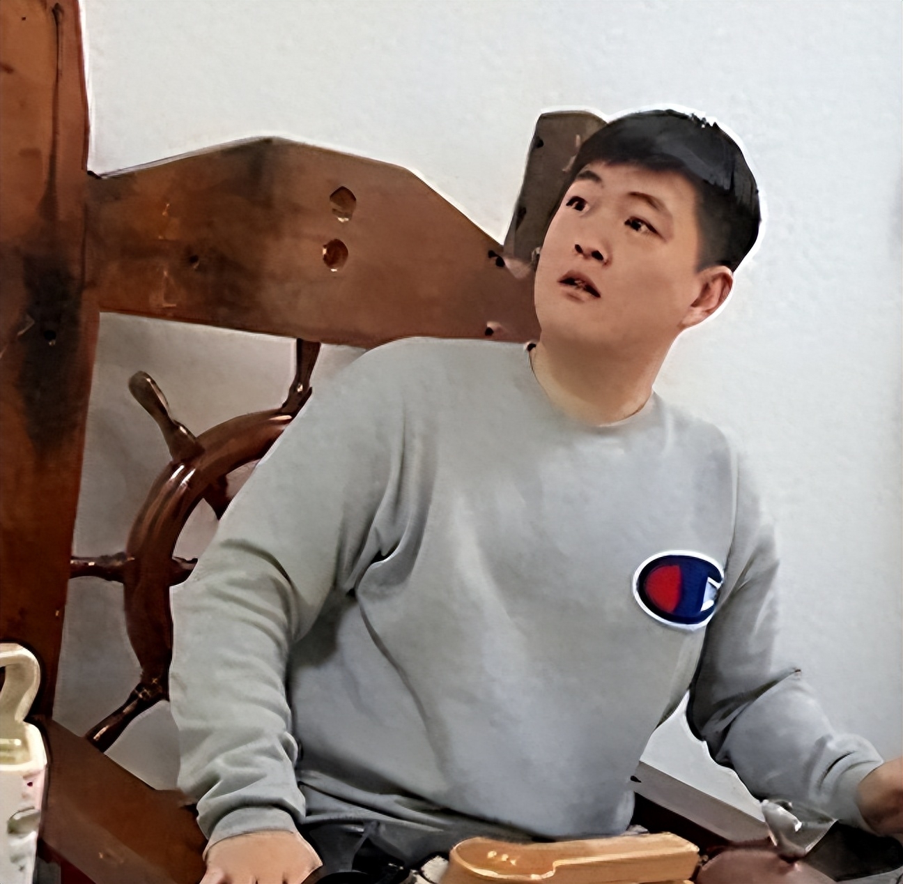 66岁的赵本山老脸都丢光了，儿子不仅炫富还骂网友：你算哪根葱！