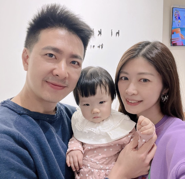 林志颖|林志颖同父异母弟弟罕现身，为1岁女儿办周岁派对，颜值不如小志