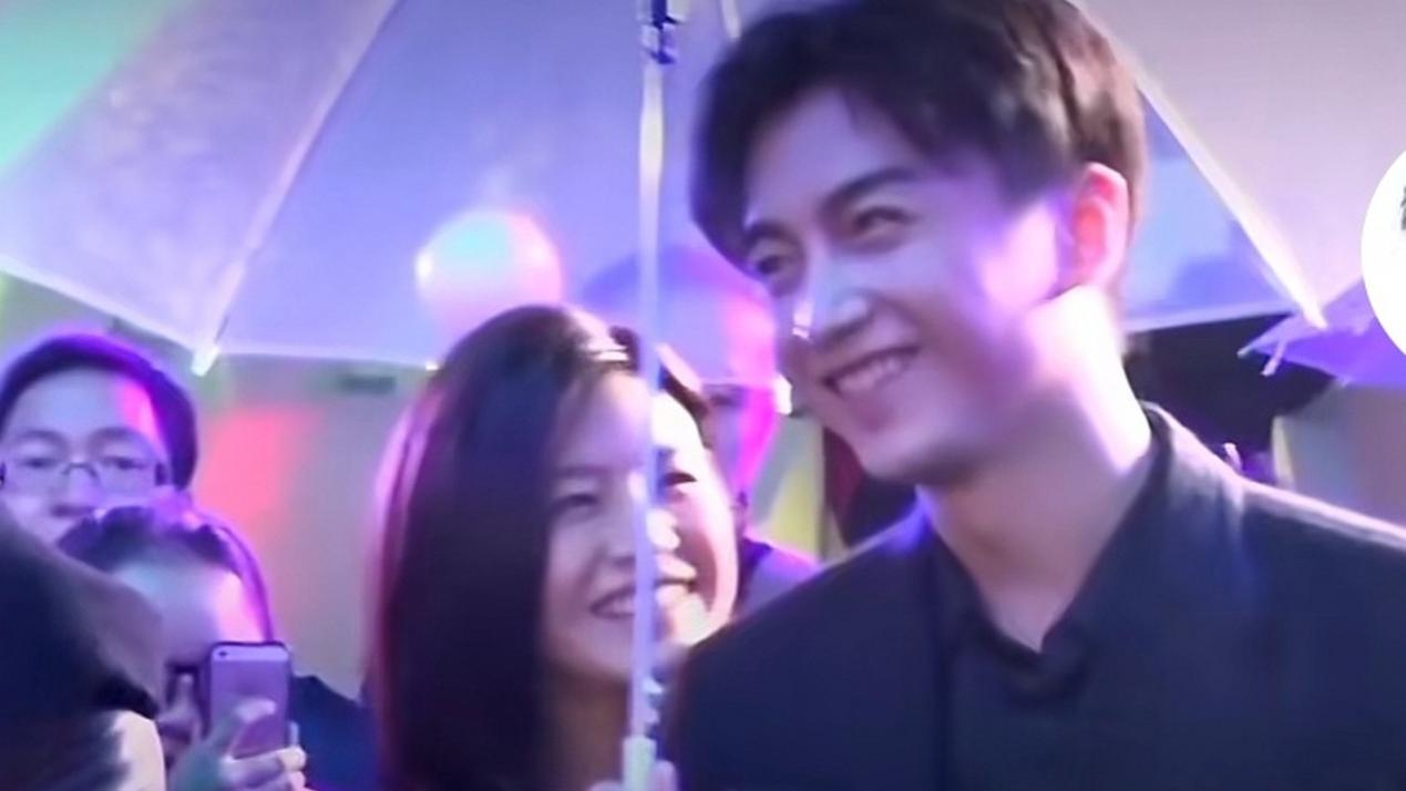 长着一张“胡作非为”的脸，却深情又专一，这4位男星像言情男主