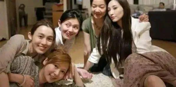 庾澄庆高明!伊能静离开大小S太及时,阿雅就惨了