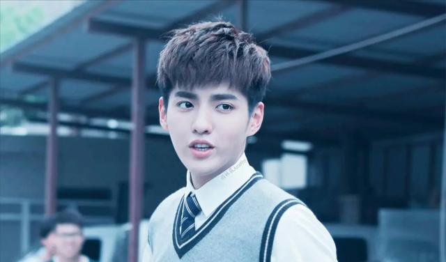 吴亦凡入狱后续，母亲找成龙求救，生父曾尝试引渡无果