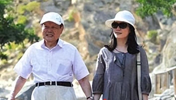 赴日秘密生子？翁帆的后路早就已经被铺好？真相已揭秘