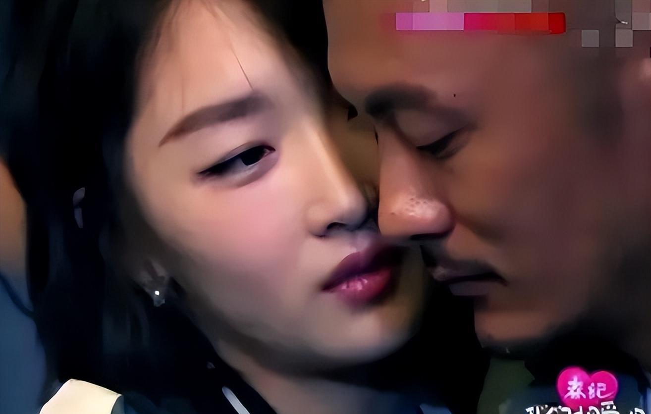 曾志伟的一句话,彻底揭开了“交际花”周冬雨的假面