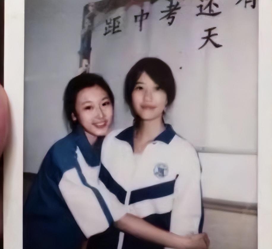 舅舅是陈佩斯,外公是影帝,爸爸是国家一级演员,甘愿当网红