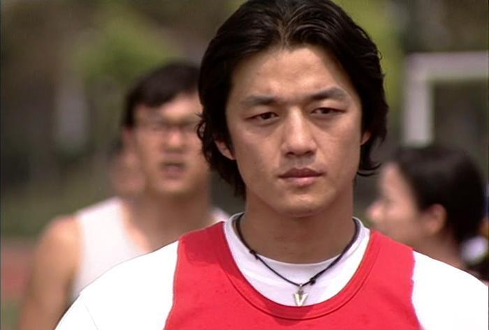 黄晓明|6位中年男星“秃顶”大赏：黄晓明聂远头顶稀疏，最意外是何润东