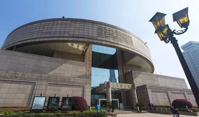 博物馆馆长花64万买14件“假货”，如今成禁止出境展览