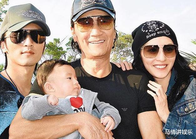 张柏芝现身巴黎！全身7处纹身贴太显眼，懒理领证传闻心情大好