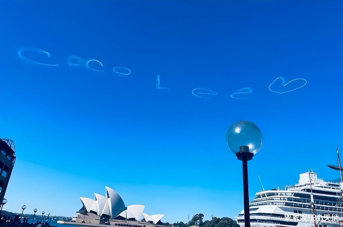 李玟告别式灵堂外景曝光，9位好友致悼词，粉色花牌摆在大门口