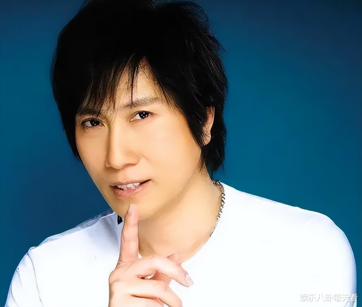 31岁登春晚一夜成名,原以为他隐退,其实已去世10年,妻子和母亲争遗产