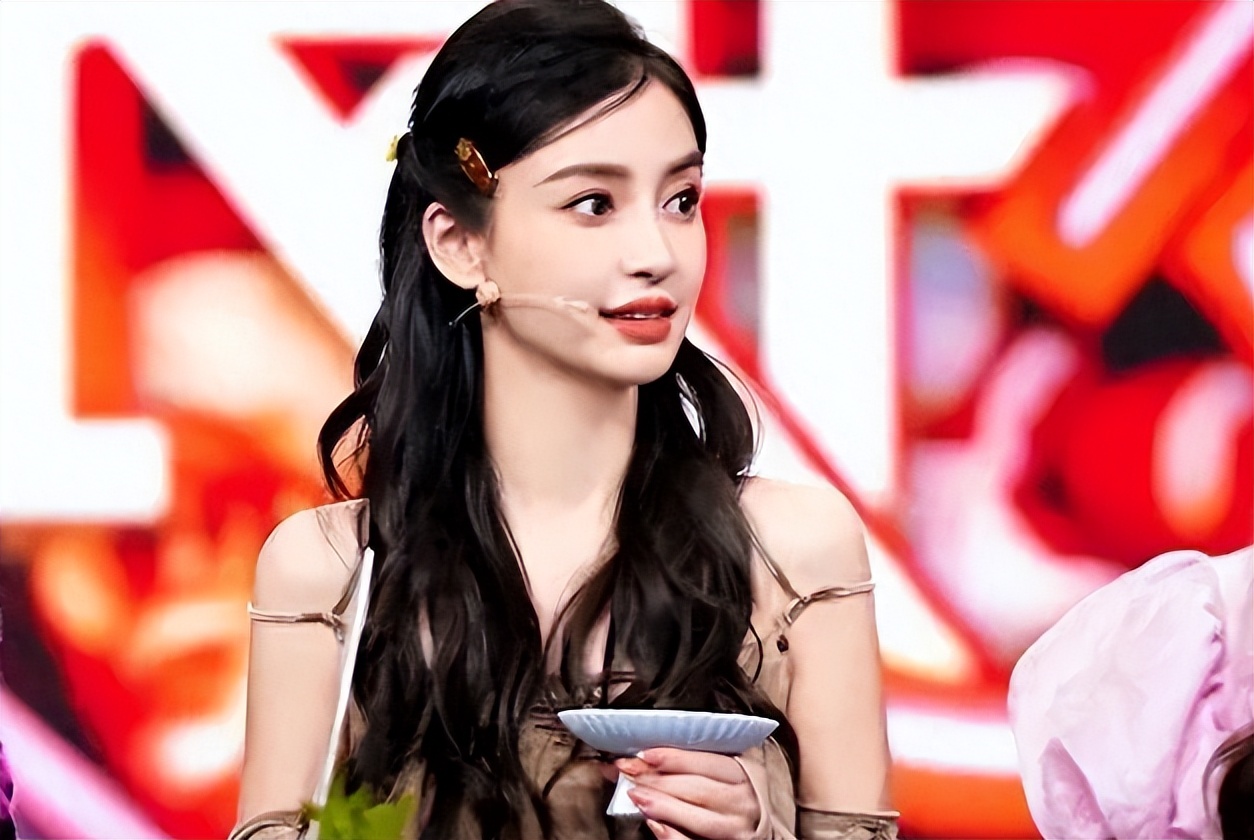 ab入疯马秀大门照曝光，多位证人发声，网友斥撒谎精，网友：封杀